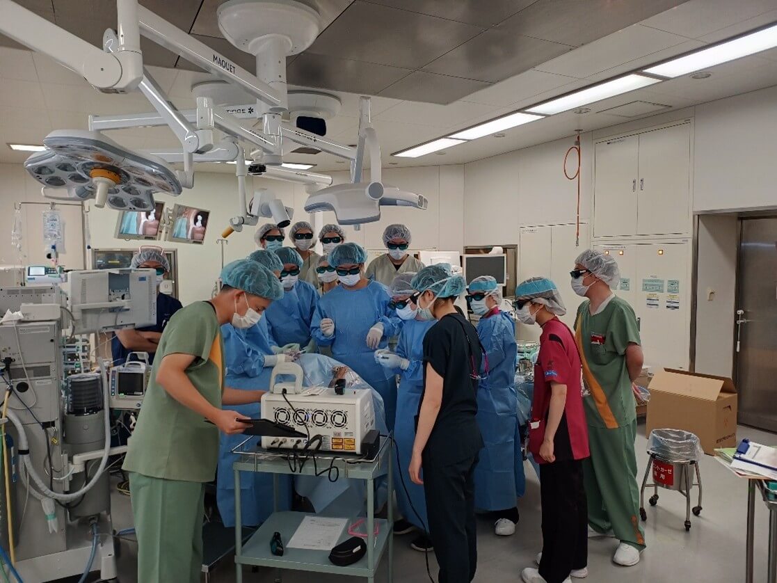 口腔がん治療の最新:光免疫療法「アルミノックス」