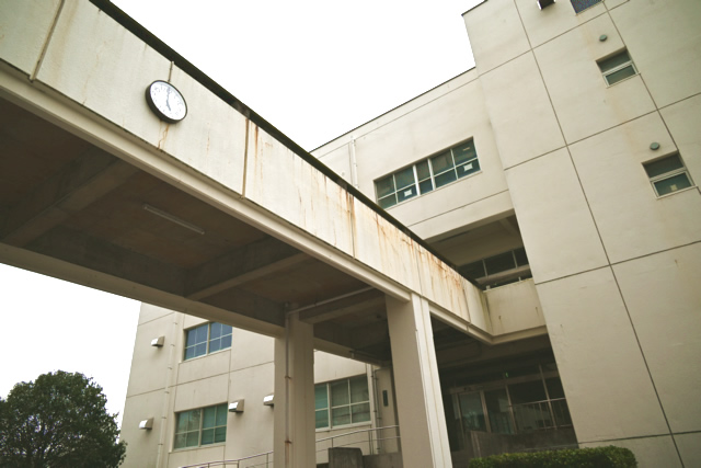鹿児島大学歯学部歯学部講義実習棟